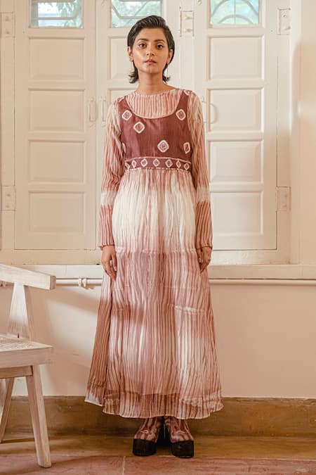 The Loom Art_Maroon Crew Neck Shibori Embroidered Maxi Dress _Online_at_Aza_Fashions
