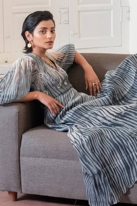 Shop The Loom Art Black Chanderi Organza Silk V Neck Shibori Puff Sleeve Dress Online at Aza Fashions Shop_The Loom Art_Black Chanderi Organza Silk V Neck Shibori Puff Sleeve Dress _Online_at_Aza_Fashions