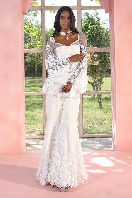 Buy SAANJH BY LEA White Cotton Embroidery Sweetheart Neck Aasiyah Floral Kurta And Sharara Set Online at Aza Fashions Buy_SAANJH BY LEA_White Cotton Embroidery Sweetheart Neck Aasiyah Floral Kurta And Sharara Set_Online_at_Aza_Fashions