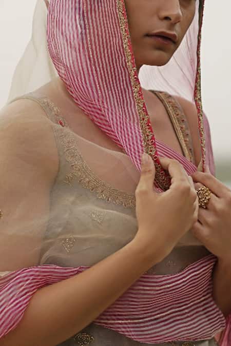 Rajiramniq_Gold Organza, , Chanderi U Neck Kurta And Lehenga Set _Online_at_Aza_Fashions