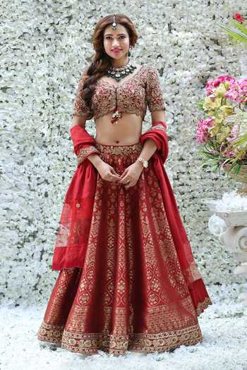 Buy Archana Kochhar Brocade Hand Embroidered Lehenga Set at Aza Fashions Buy_Archana Kochhar_Brocade Hand Embroidered Lehenga Set_at_Aza_Fashions