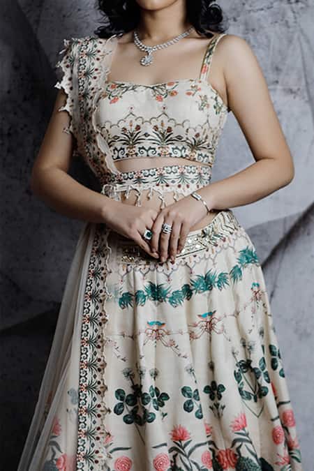 Buy_Archana Kochhar_Ivory Blouse And Lehenga Raw Silk Dupatta Net Beads, Gold Printed Bridal Set _Online_at_Aza_Fashions