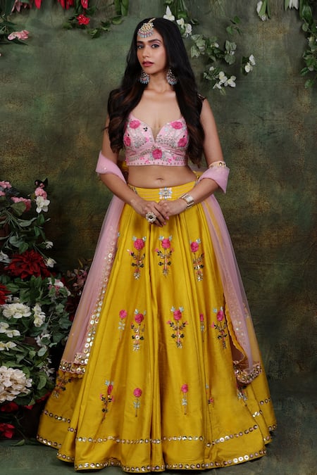 Yellow Lehenga Choli - Buy Yellow Lehenga Choli Online at Best Prices