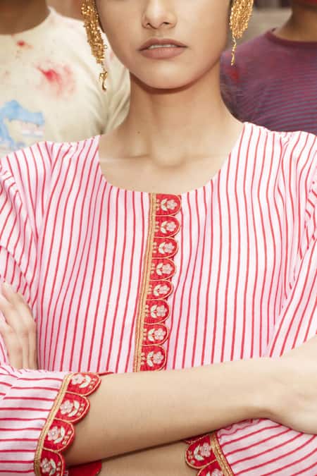 Label Earthen_Pink Organza Silk Round Kurta And Pant Set _at_Aza_Fashions