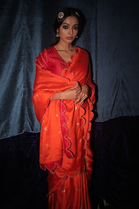 Shop_Label Earthen_Orange Raw , Handwoven Banarasi V Neck Saree With Blouse _at_Aza_Fashions