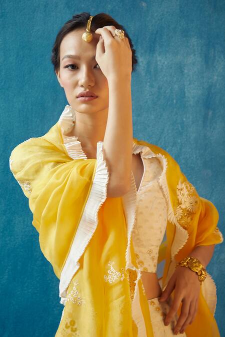 Shop_Label Earthen_White Organza, Handwoven Cotton Banarasi V Neck Lehenga Set _Online_at_Aza_Fashions