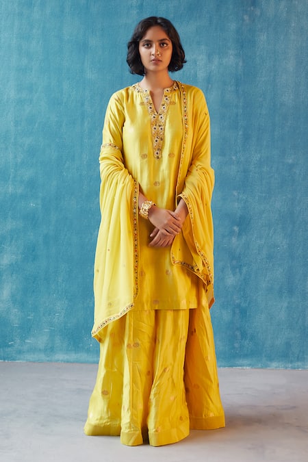 Label Earthen_Blue Velvet, Chanderi Silk, Muslin Navy Sujani Work And Saree For Kids_Online_at_Aza_Fashions