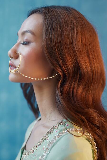 Buy Label Earthen Green Georgette, Handwoven Banarasi Cotton Round Embroidered Straight Kurta Set Online at Aza Fashions Buy_Label Earthen_Green Georgette, Handwoven Banarasi Cotton Round Embroidered Straight Kurta Set _Online_at_Aza_Fashions