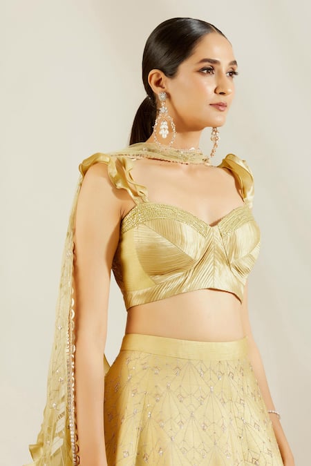 Shop Adaara Couture Gold Raw Silk, Net Sweetheart Neck Embellished Bridal Lehenga Set Online at Aza Fashions Shop_Adaara Couture_Gold Raw Silk, Net Sweetheart Neck Embellished Bridal Lehenga Set _Online_at_Aza_Fashions