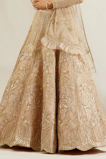 Adaara Couture Gold Net, Satin V Neck Embellished Bridal Lehenga Set at Aza Fashions Adaara Couture_Gold Net, Satin V Neck Embellished Bridal Lehenga Set _at_Aza_Fashions