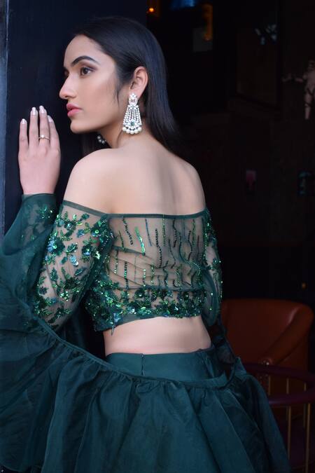 Buy_Parul Gandhi_Green Net, Habutai Silk Sweetheart Neck Embroidered Off Shoulder Lehenga Set _Online_at_Aza_Fashions