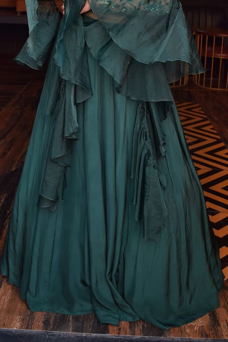 Shop_Parul Gandhi_Green Net, Habutai Silk Sweetheart Neck Embroidered Off Shoulder Lehenga Set _Online_at_Aza_Fashions