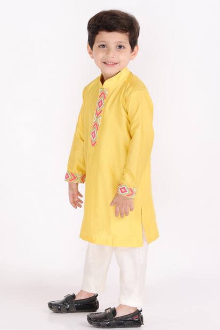 Buy Lil Angels Yellow Cotton, Silk Embroidery Kurta Set Online at Aza Fashions Buy_Lil Angels_Yellow Cotton, Silk Embroidery Kurta Set _Online_at_Aza_Fashions