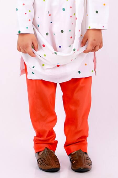 Shop Lil Angels White Muslin, Cotton, Silk Printed Kurta Set Online at Aza Fashions Shop_Lil Angels_White Muslin, Cotton, Silk Printed Kurta Set _Online_at_Aza_Fashions