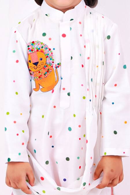 Lil Angels White Muslin, Cotton, Silk Printed Kurta Set at Aza Fashions Lil Angels_White Muslin, Cotton, Silk Printed Kurta Set _at_Aza_Fashions