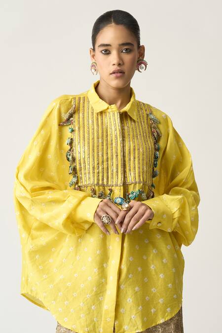 Buy_Itrh_Yellow Silk Chanderi Bandhani Slim Collar Divy Tunic_Online_at_Aza_Fashions