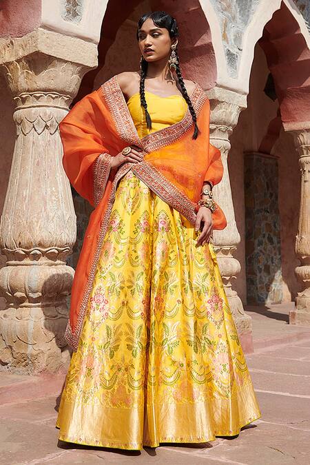 Buy_Weaver Story_Yellow Organza, Katan , Pure Floral And Meenakari Banarasi Lehenga Set _Online_at_Aza_Fashions