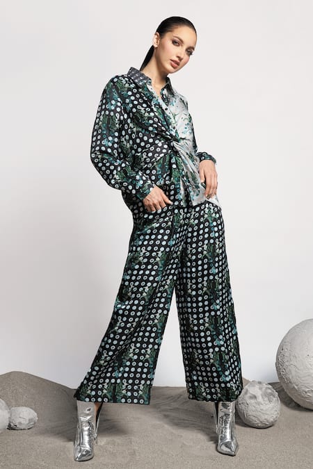 Buy Ekastories Black Cotton Split V-neck Lunar Print Twist Front Shirt And Pant Set Online at Aza Fashions Buy_Ekastories_Black Cotton Split V-neck Lunar Print Twist Front Shirt And Pant Set_Online_at_Aza_Fashions