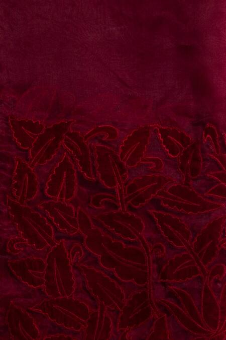 Buy_Latha Puttanna_Maroon Silk Embroidered Dupatta _Online_at_Aza_Fashions
