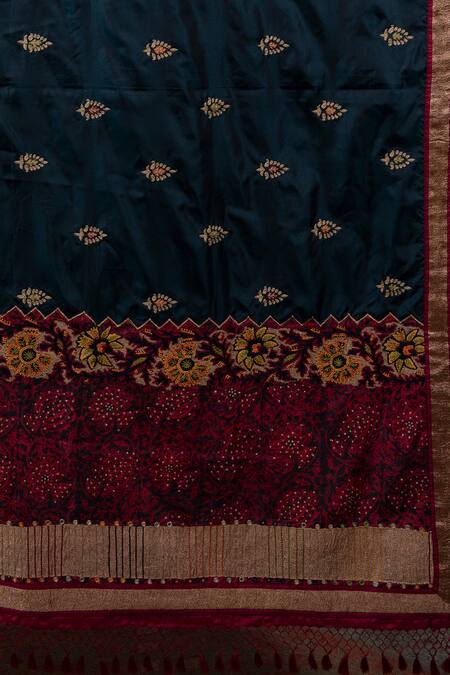 Latha Puttanna Green Silk Embroidered Dupatta Online at Aza Fashions Latha Puttanna_Green Silk Embroidered Dupatta _Online_at_Aza_Fashions