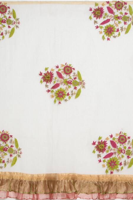 Shop Latha Puttanna White Silk Embroidered Dupatta Online at Aza Fashions Shop_Latha Puttanna_White Silk Embroidered Dupatta _Online_at_Aza_Fashions