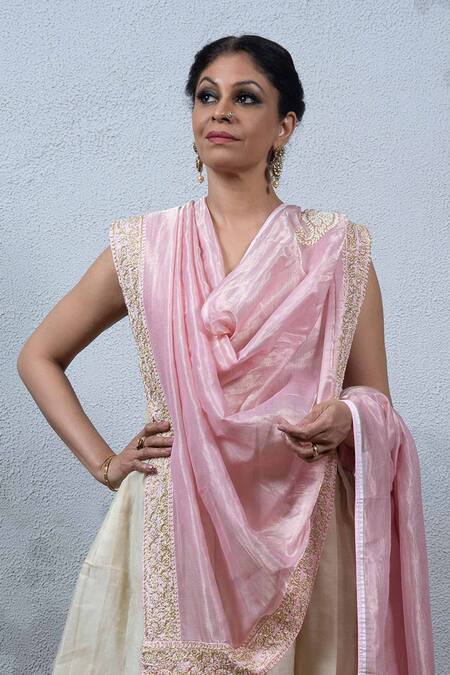 Latha Puttanna Pink Silk Embroidered Dupatta Online at Aza Fashions Latha Puttanna_Pink Silk Embroidered Dupatta _Online_at_Aza_Fashions