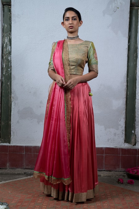 Latha Puttanna Pink Silk Round Embroidered Lehenga Set 