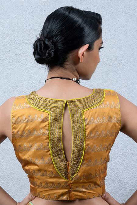 Shop Latha Puttanna Grey Chiffon Round Hand Block Printed Saree With Blouse Online at Aza Fashions Shop_Latha Puttanna_Grey Chiffon Round Hand Block Printed Saree With Blouse_Online_at_Aza_Fashions