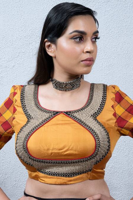 Shop Latha Puttanna Grey Chiffon Round Hand Block Printed Saree With Blouse Online at Aza Fashions Shop_Latha Puttanna_Grey Chiffon Round Hand Block Printed Saree With Blouse_Online_at_Aza_Fashions