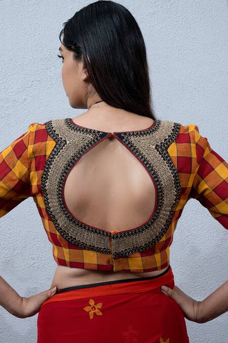 Latha Puttanna Red Chiffon Round Hand Block Printed Saree With Blouse at Aza Fashions Latha Puttanna_Red Chiffon Round Hand Block Printed Saree With Blouse_at_Aza_Fashions