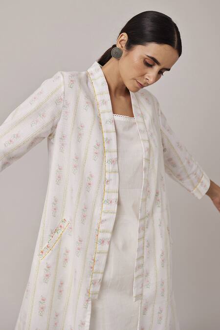 Buy Pallavi Kandoi White 100% Cotton Floral Print Square Neck Jacket Pant Set Online at Aza Fashions Buy_Pallavi Kandoi_White 100% Cotton Floral Print Square Neck Jacket Pant Set _Online_at_Aza_Fashions