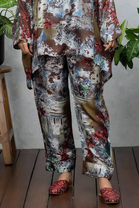 Shop Rhe-Ana Beige Silk Floral Band Tunic And Pant Set Online at Aza Fashions Shop_Rhe-Ana_Beige Silk Floral Band Tunic And Pant Set _Online_at_Aza_Fashions