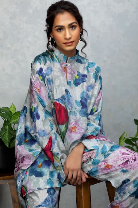 Shop Rhe-Ana Grey Silk Floral Band Tunic And Pant Set at Aza Fashions Shop_Rhe-Ana_Grey Silk Floral Band Tunic And Pant Set _at_Aza_Fashions