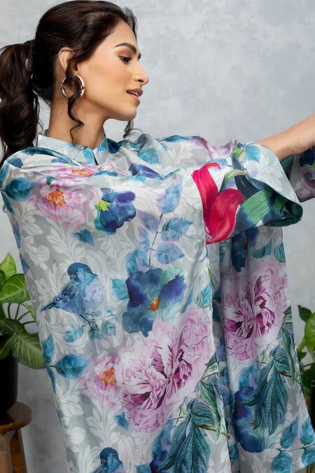 Rhe-Ana Grey Silk Floral Band Tunic And Pant Set at Aza Fashions Rhe-Ana_Grey Silk Floral Band Tunic And Pant Set _at_Aza_Fashions