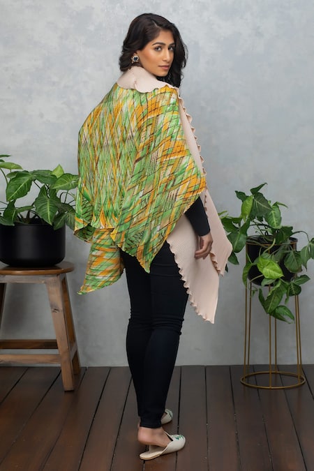 Shop Rhe-Ana Yellow Permanently Pleated Abstract Open Neck Cape at Aza Fashions Shop_Rhe-Ana_Yellow Permanently Pleated Abstract Open Neck Cape _at_Aza_Fashions