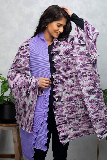 Rhe-Ana Purple Permanently Pleated Floral Open Neck Cape at Aza Fashions Rhe-Ana_Purple Permanently Pleated Floral Open Neck Cape _at_Aza_Fashions