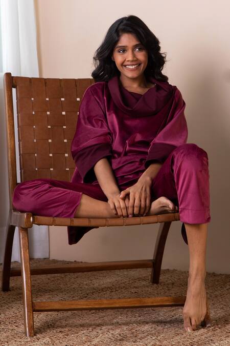 Buy Rhe-Ana Maroon 100% Polyester Plain Cowl Neck Wallis Top And Joggers Set Online at Aza Fashions Buy_Rhe-Ana_Maroon 100% Polyester Plain Cowl Neck Wallis Top And Joggers Set _Online_at_Aza_Fashions