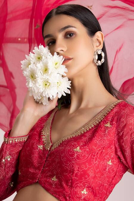 Koashee By Shubitaa_Red Silk Organza Floral V Neck Print Lehenga Set_Online_at_Aza_Fashions