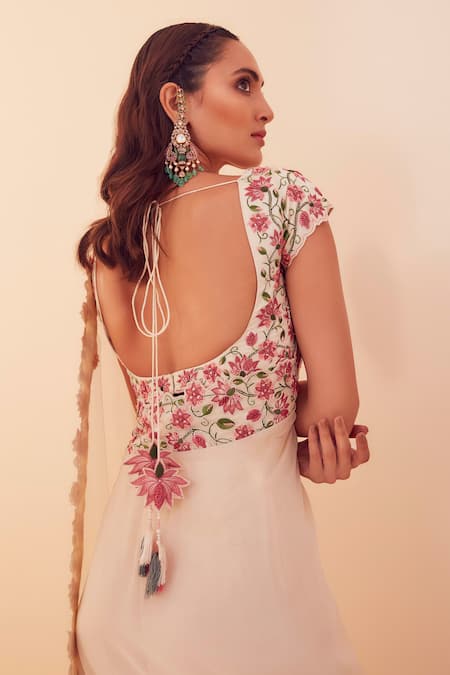 Shop Sanjev Marwaaha White Georgette, Shantoon And Floral Embroidered Ple-pleated Saree With Blouse at Aza Fashions Shop_Sanjev Marwaaha_White Georgette, Shantoon And Floral Embroidered Ple-pleated Saree With Blouse_at_Aza_Fashions