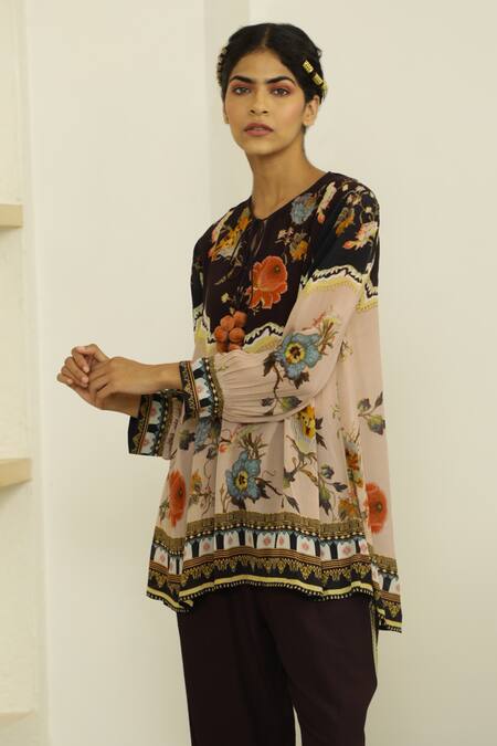 Kalista Black Viscose Crepe Round Larisa Tunic And Pant Set Online at Aza Fashions Kalista_Black Viscose Crepe Round Larisa Tunic And Pant Set _Online_at_Aza_Fashions