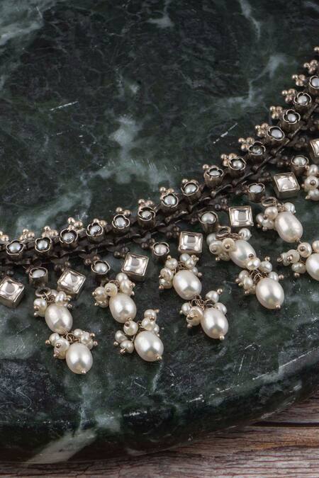 Buy Neeta Boochra White Kundans Pearl Drop Necklace Online at Aza Fashions Buy_Neeta Boochra_White Kundans Pearl Drop Necklace_Online_at_Aza_Fashions