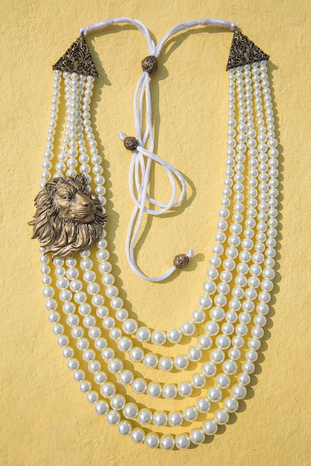 Cosa Nostraa The Lion Carved Motif Mala 