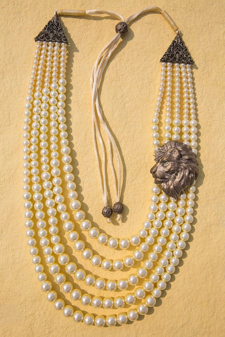 Cosa Nostraa The Lion Carved Motif Mala 