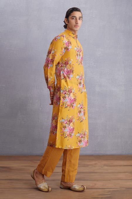 Torani_Yellow Handwoven Chanderi, Pure Cotton Voile Sunhera Nisarg Kurta Set _Online_at_Aza_Fashions