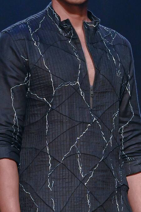 Shop_Son Of A Noble Snob_Black 100% Linen Geometric Print Hisara Kurta Set_Online_at_Aza_Fashions