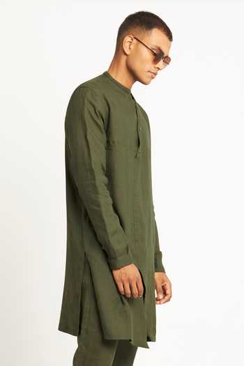 Son Of A Noble Snob_Green 100% Linen Plain Chola Kurta_Online_at_Aza_Fashions