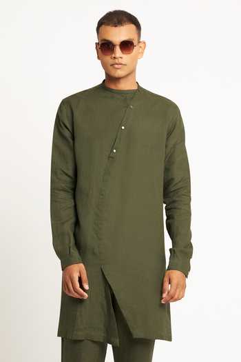 Shop_Son Of A Noble Snob_Green 100% Linen Plain Chola Kurta_Online_at_Aza_Fashions