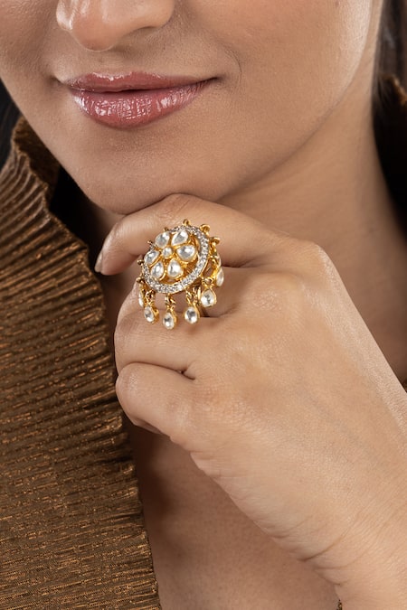 Vasundhara Gold Plated Kundan Floral Embellished Ring 