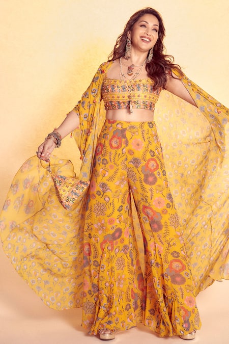 Buy_DiyaRajvvir_Yellow Georgette, Modal Lining Shantoon V Neck Printed Cape And Pant Set _Online_at_Aza_Fashions