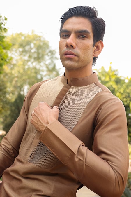 Raw & Rustic By Niti Bothra_Brown Chanderi Silk Embroidery Banarasi Short Kurta _at_Aza_Fashions